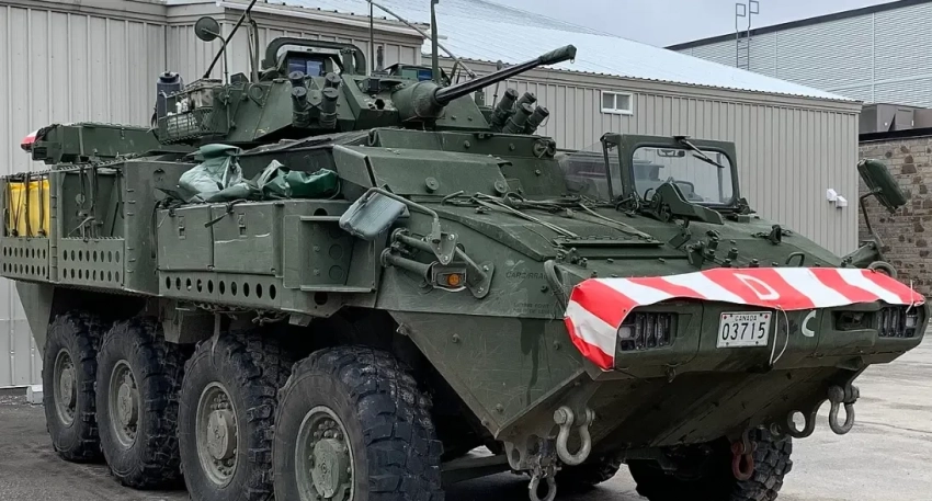 Российские бойцы угнали у ВСУ канадский бронетранспортёр LAV Super Bison